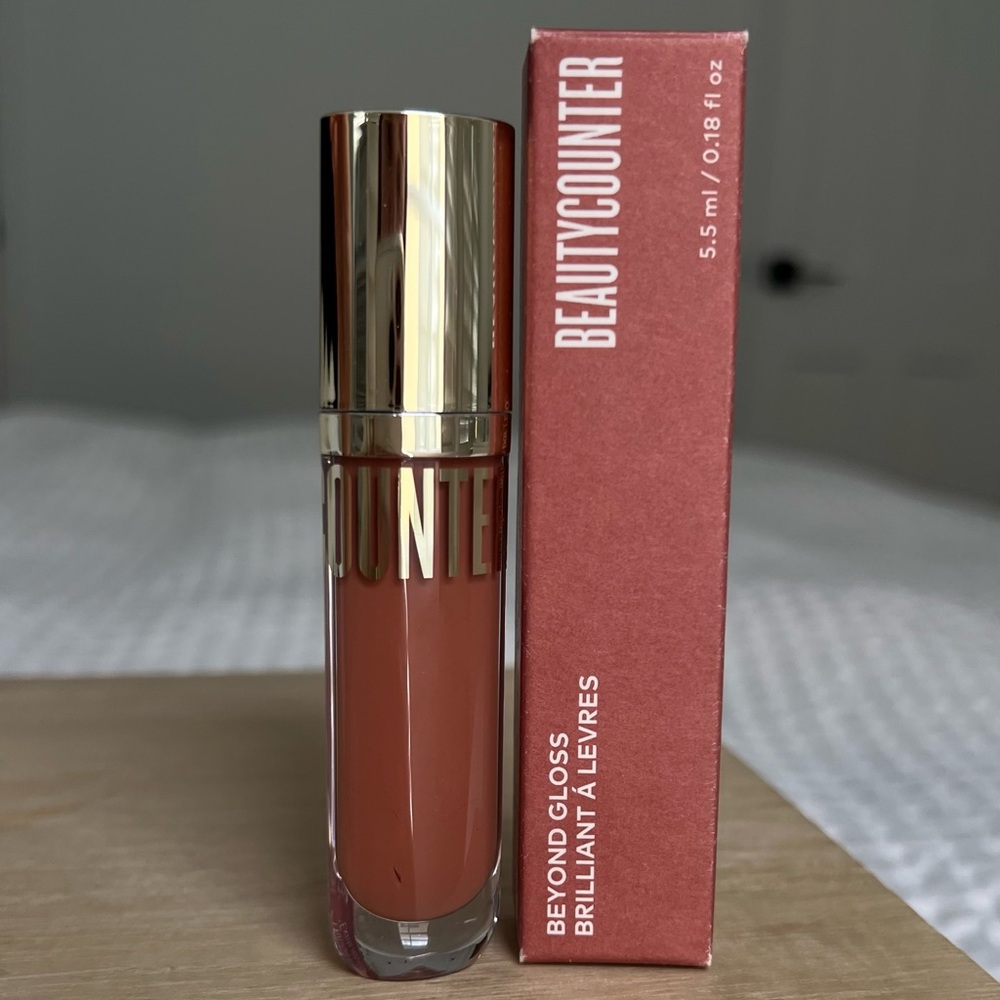 Beauty counter lipgloss